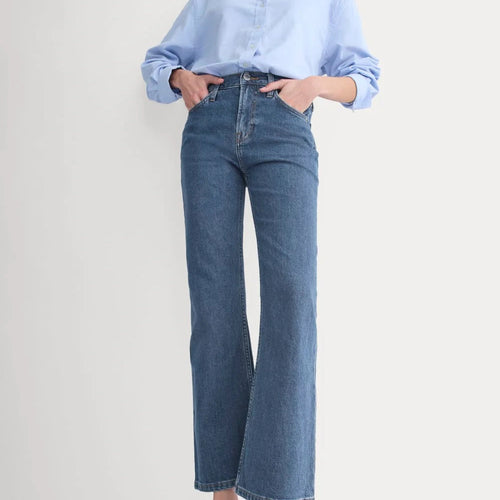 High Rise Kick Flare Jean